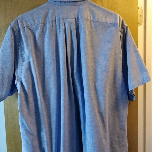 Van Heusen SS button down XL - Picture 3 of 3